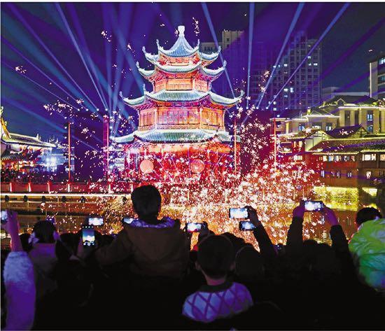 浙报关注｜多元消费热“嗨”马年新春